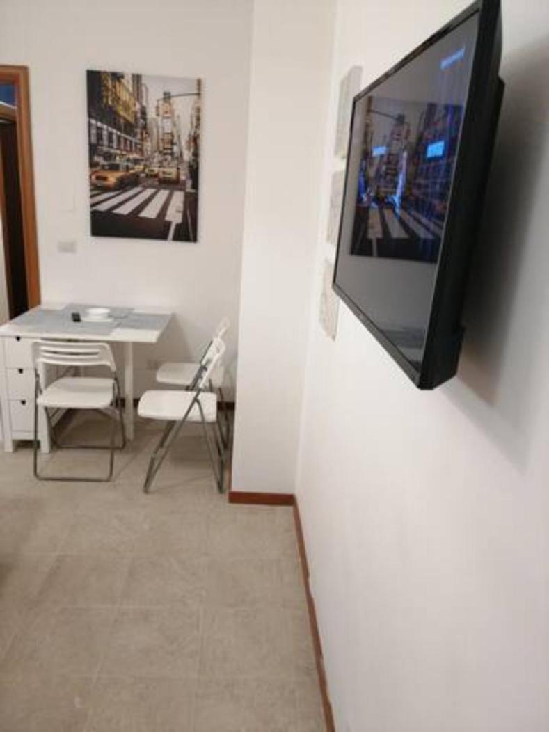 Trilocale Zona Loreto Mm1 - Viale Monza 10 Apartment Milan Bagian luar foto